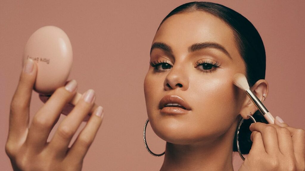 Selena Gomez pode vender marca própria de cosméticos por US$ 2 bilhões