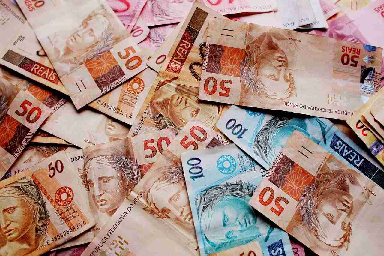 Governo anuncia bloqueio de R$ 2,9 bi do Orçamento para cumprir meta