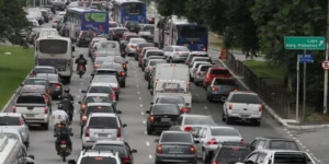 Carros WAYMO juros inflação