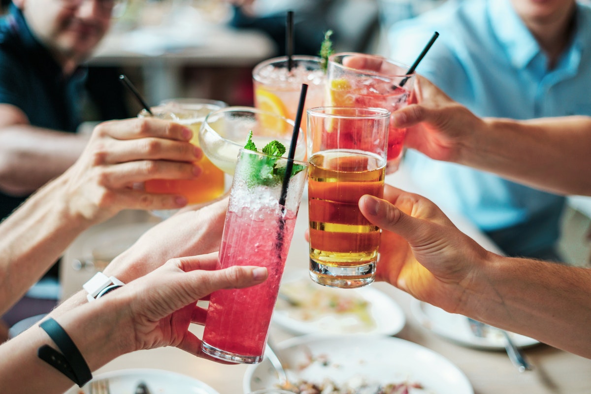 Quanto mais álcool, mais caro: Governo irá tributar bebidas conforme o teor alcoólico