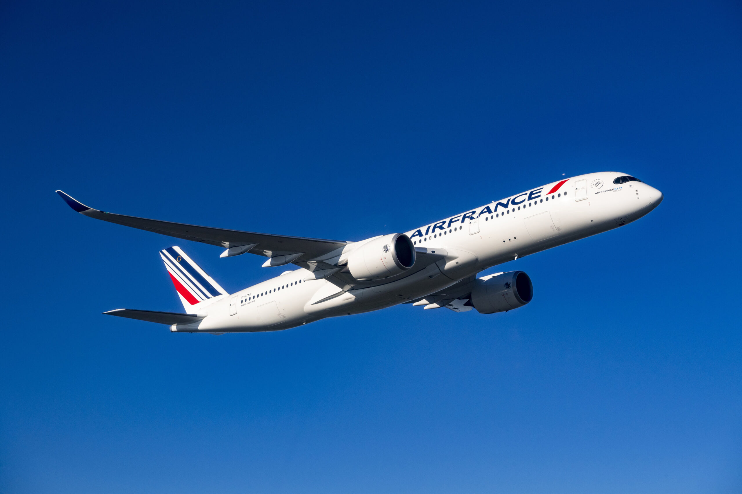 Salvador terá voo direto para Paris pela Air France