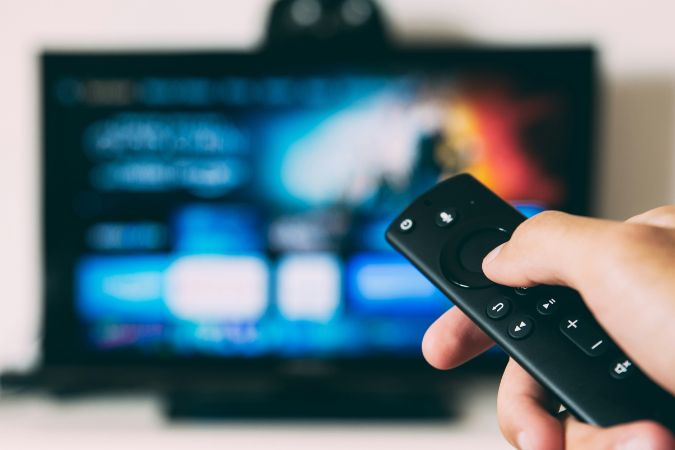Aumento de preço em plataformas de streaming impacta diretamente no bolso do consumidor
