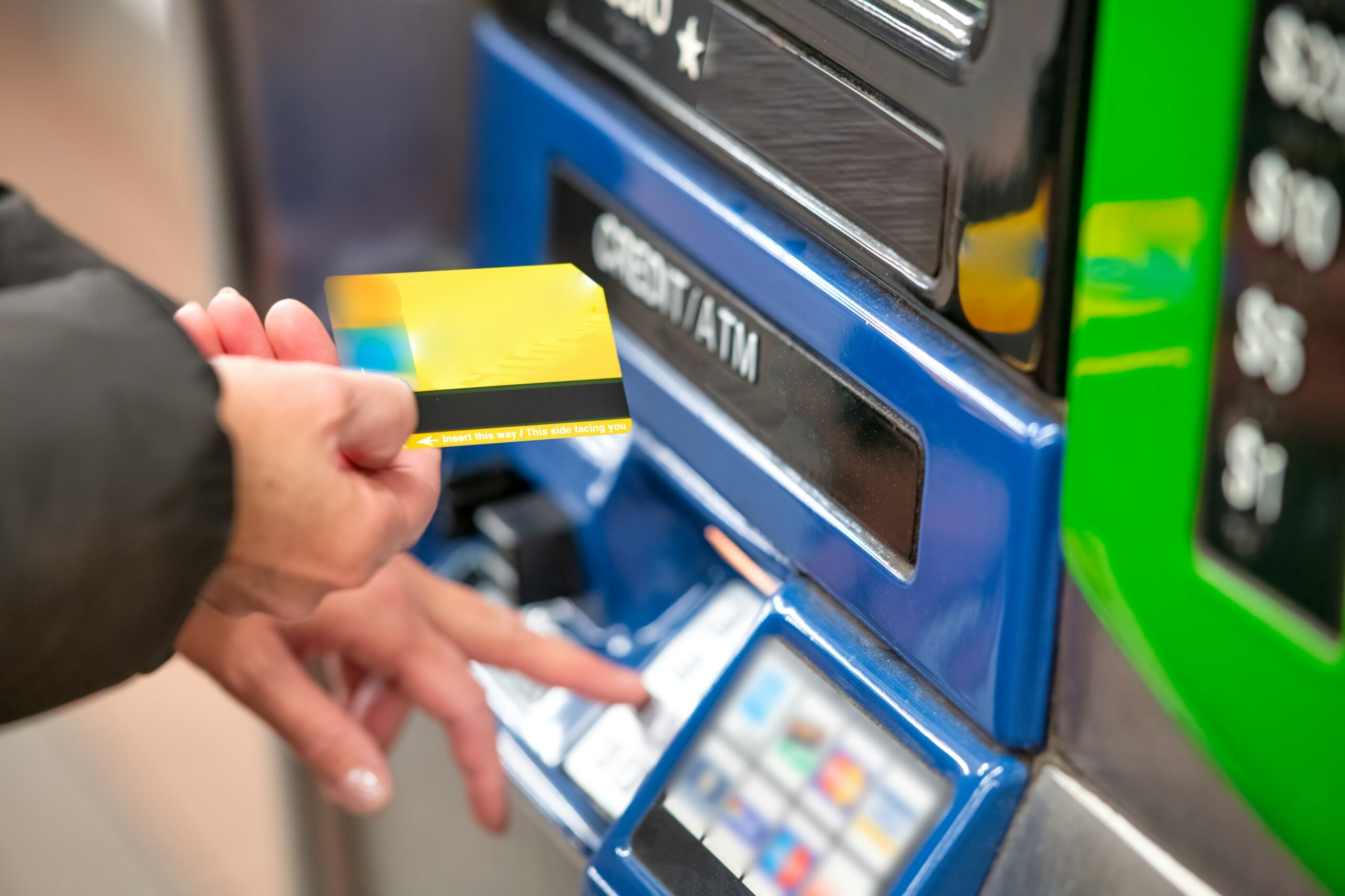 Somente 2,1% dos brasileiros fazem pagamento das contas em agências bancárias