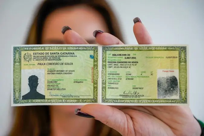 Carteira de identidade nacional tem novo processo de emissão