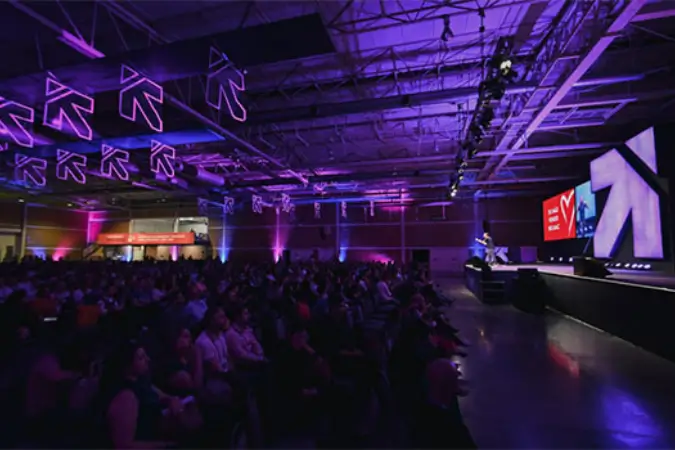 Summits: entenda o que são esses eventos que fazem tanto sucesso
