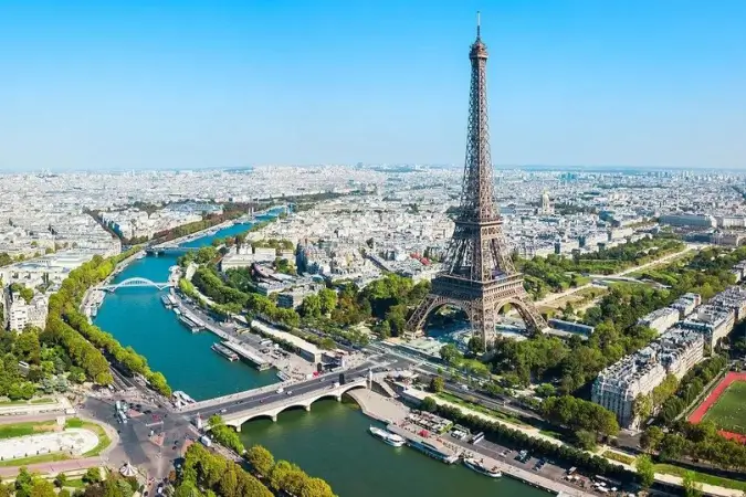 Viagens para Paris tem aumento de 7% no valor total devido à proximidade das olimpíadas