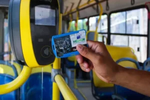 TRANSPORTE PÚBLICO