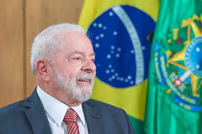 Presidente Lula assina MP que isenta IRPF de medalhistas olímpicos