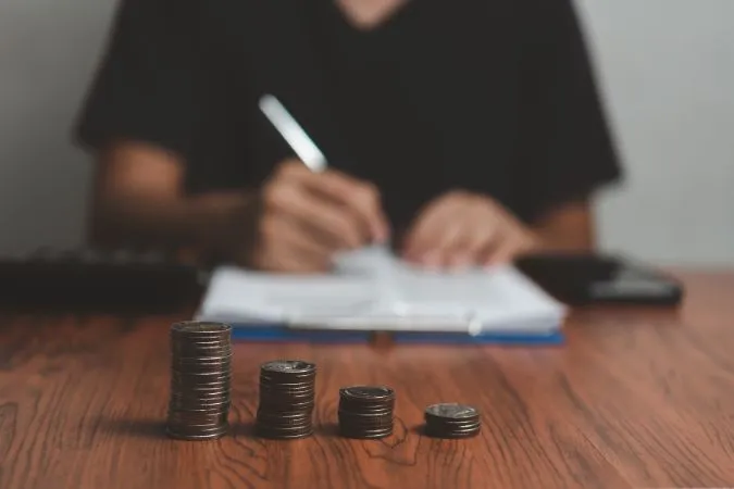 Relatório Focus prevê crescimento de 4,20% na inflação em 2024