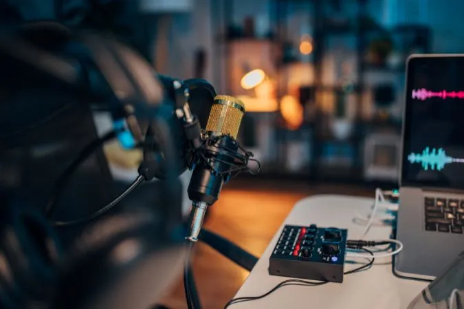 Como lançar um podcast de sucesso? Especialista dá dicas para emplacar conteúdo