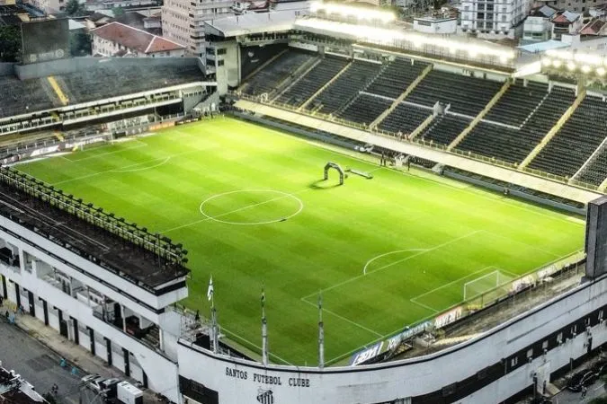 Santos acerta venda de naming rights da Vila Belmiro nos próximos 10 anos