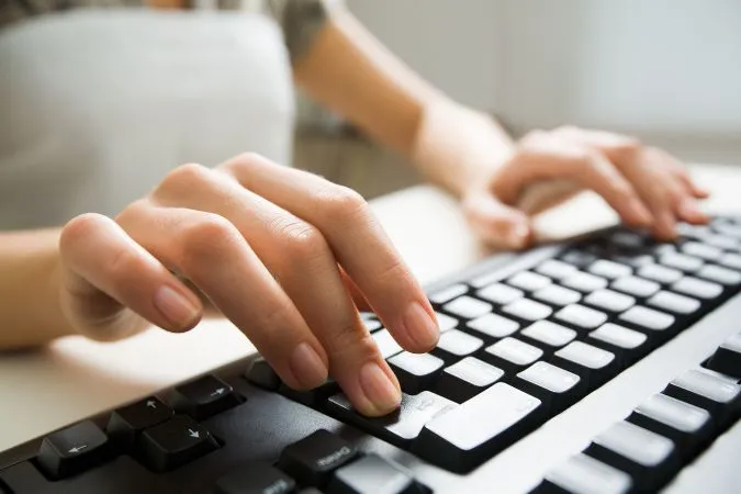 Como a assessoria de imprensa pode aumentar a visibilidade e as vendas da empresa