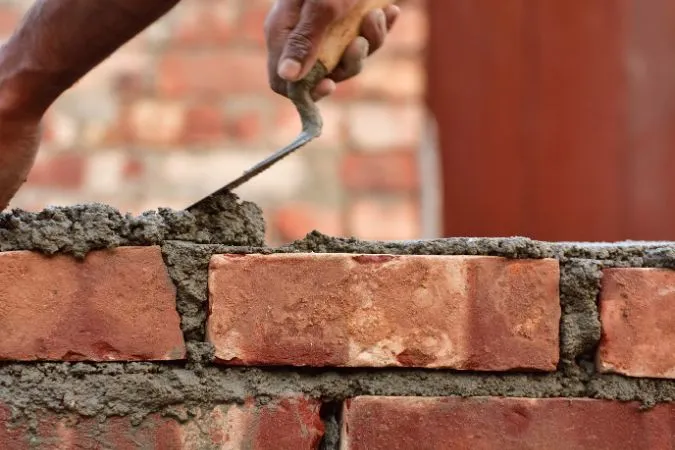 Construção civil: 97,52% das obras estão abaixo de 50% concluídas