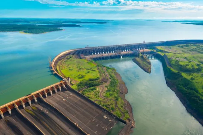 Produção de energia no Brasil fica 13% abaixo do estimado desde 2013, aponta estudo