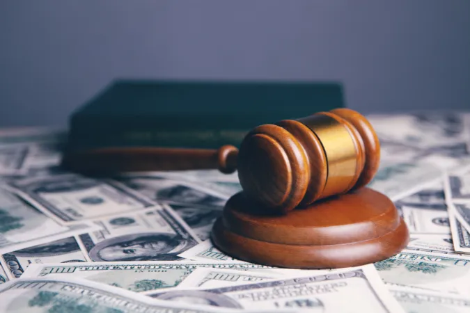 Brasil registra crescimento no número de crimes financeiros desde 2019