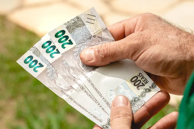 13º salário: veja quando será paga primeira parcela e como calcular 