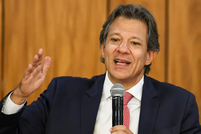 Haddad vê aprovação de Galípolo, novo presidente do BC, como “maturidade institucional” dos poderes