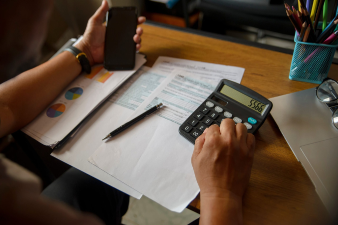 Lidando com as dívidas: minha história entre os 77% endividados