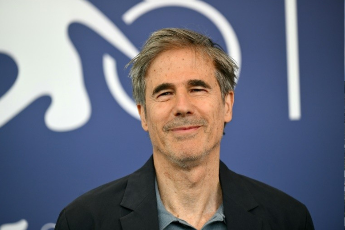 Walter Salles, diretor do filme 'Ainda Estou Aqui', com destaque para sua fortuna bilionária.