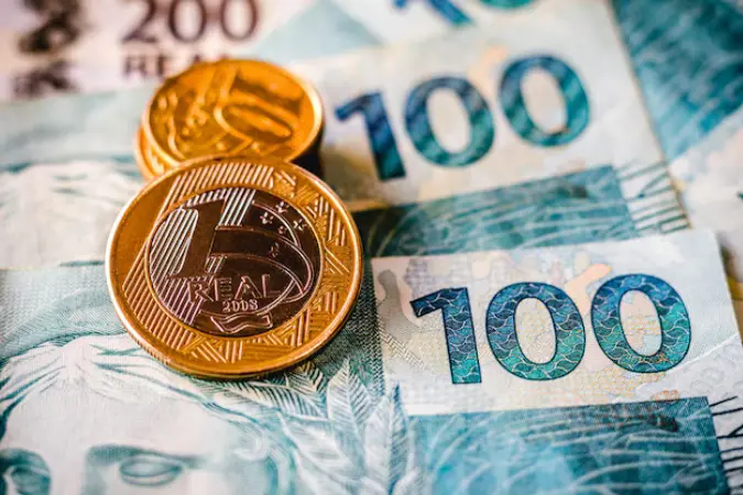 CNI projeta crescimento de 3,5% do PIB brasileiro em 2024.