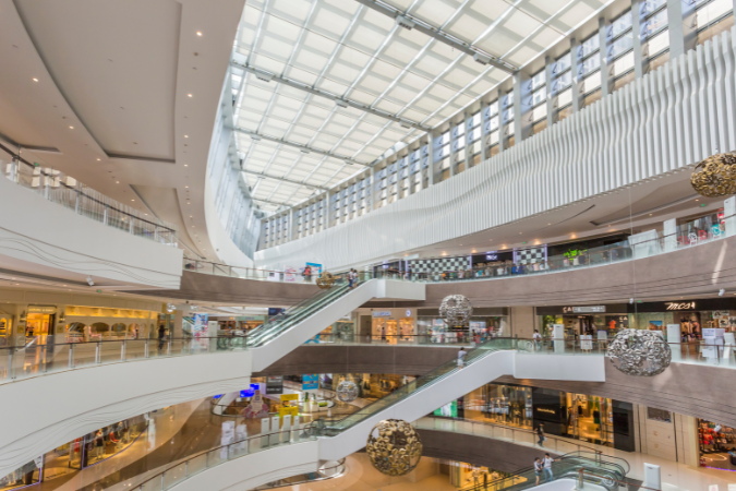 Expansão de shoppings no Brasil com 17 novas inaugurações.