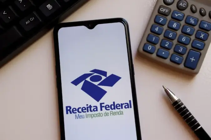 Em 2024, quase 50% dos contribuintes optaram por receber via Pix, número que deve crescer em 2025 | Foto: Reprodução/E-Investidor