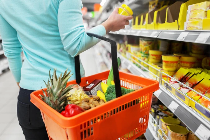 IBGE: inflação fica em 0,56% em março, com pressão de alimentos