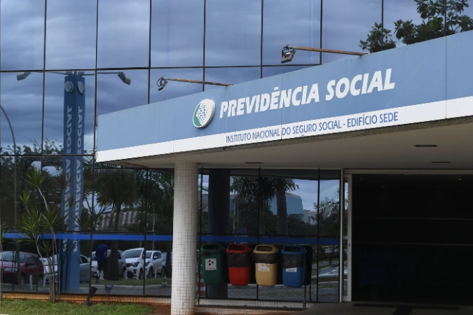 Fraude no INSS: governo começará pagamentos no dia 26
