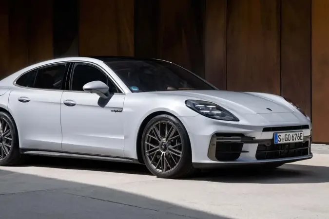 Porsche Panamera mais potente da história é híbrido | Foto: Reprodução/Porsche