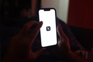 Índia ordena bloqueio de contas no X durante crise com o Paquistão
