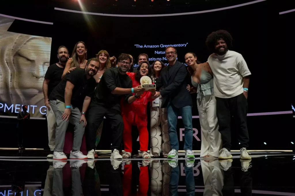 "País Criativo do Ano" pelo Cannes Lions para 2025.