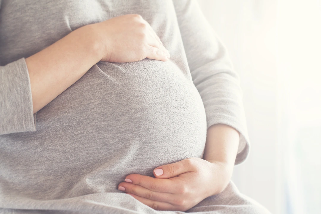 Brasileiras têm menos filhos e adiam maternidade, aponta Censo