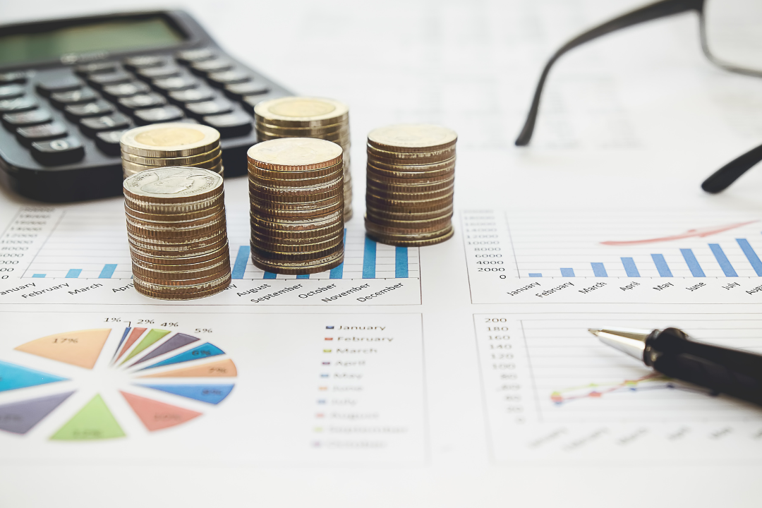 Juros altos pressionam micro e pequenas empresas