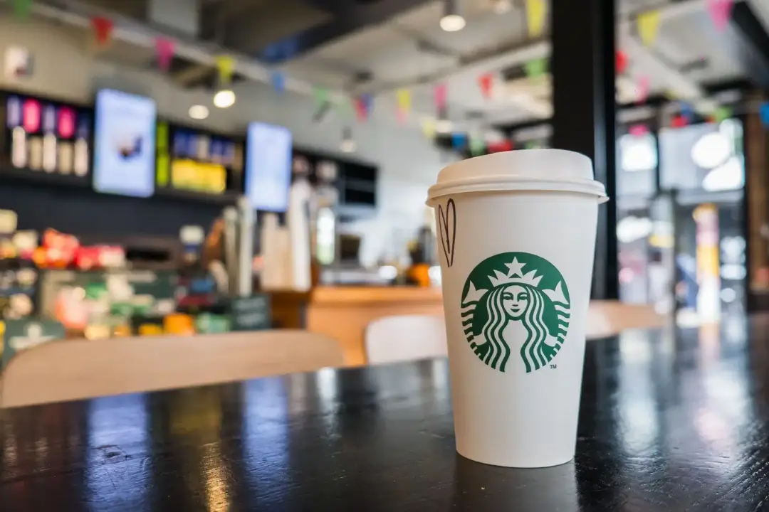 Starbucks exige 4 dias no escritório a partir de setembro