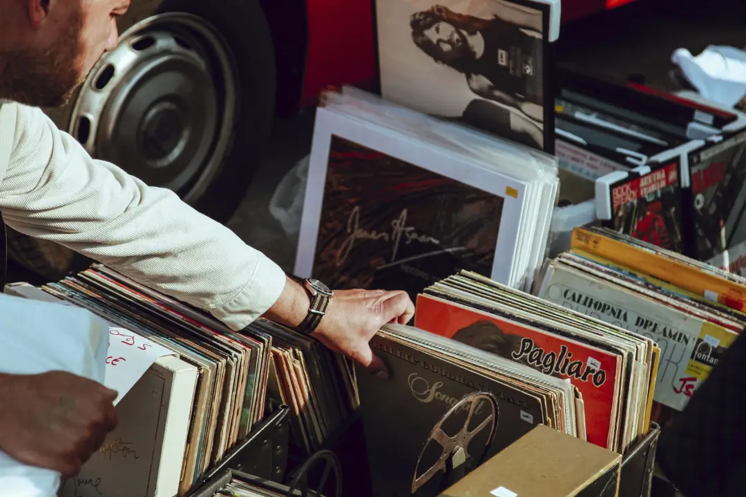 Vinil em alta: nostalgia impulsiona mercado fonográfico