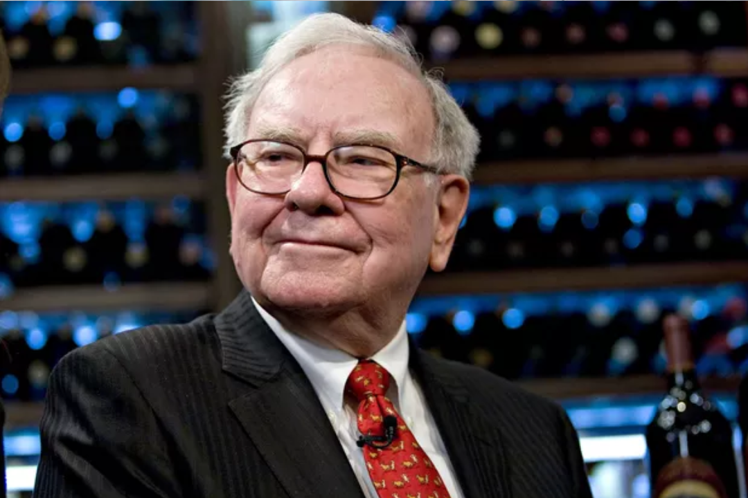 Warren Buffett é tema de episódio do podcast “Bilhões” e mostra por que o investimento de longo prazo ainda é a melhor estratégia