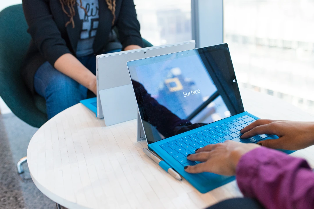Microsoft alerta sobre ataques a servidores SharePoint locais