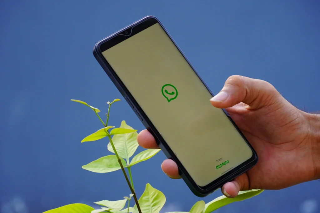 WhatsApp deixará de funcionar em celulares com sistema antigo