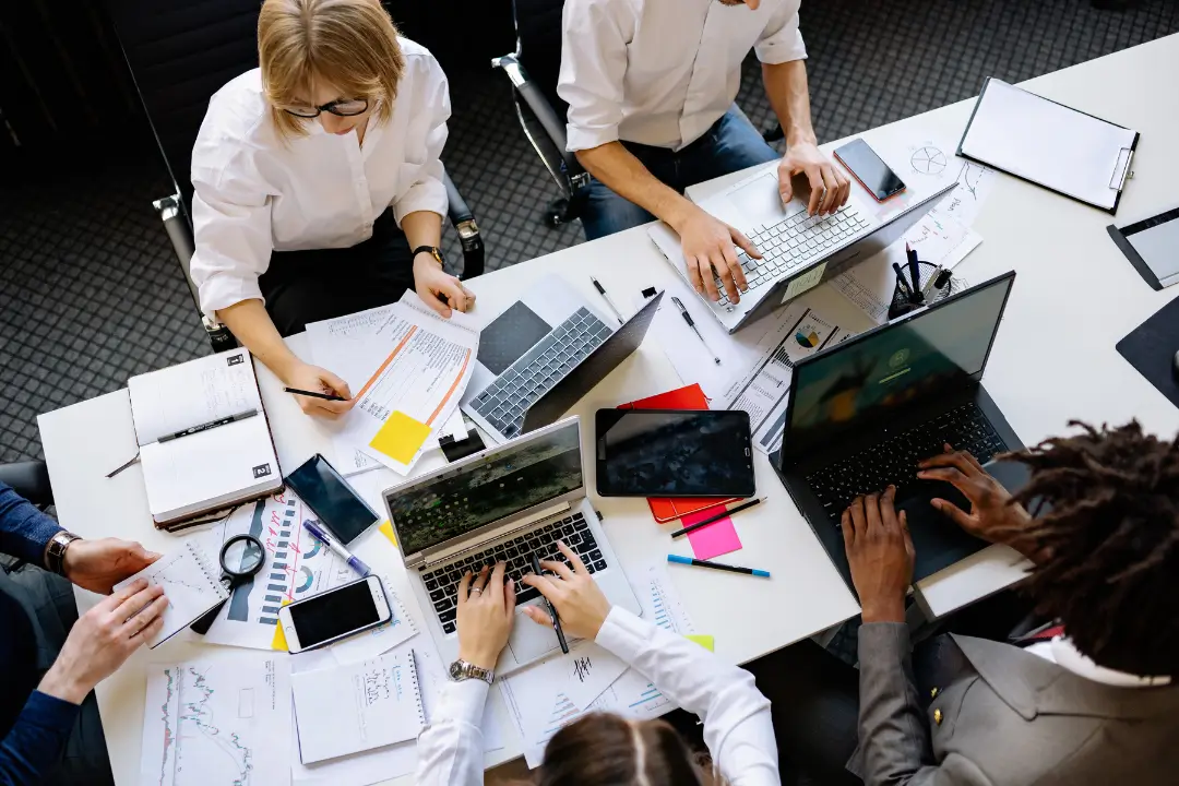 Como engajar jovens no mercado de trabalho?