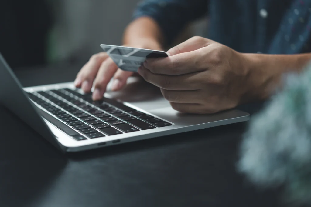 Golpe com encomendas online