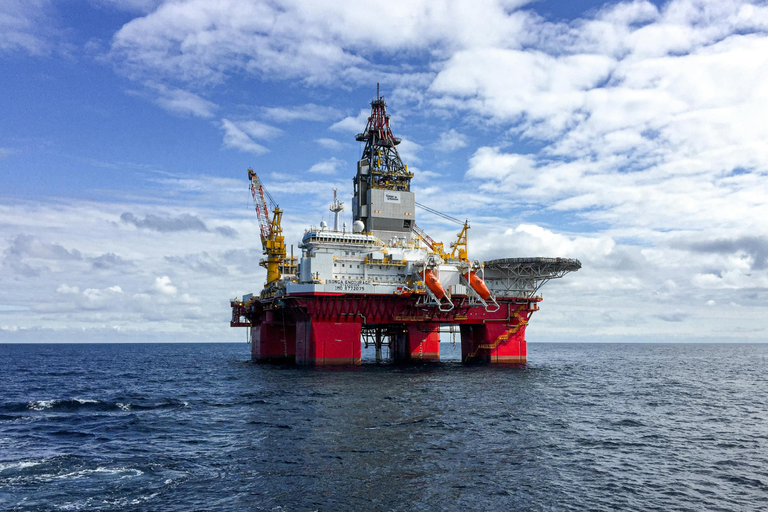 Empresa BP encontra petróleo e gás na Bacia de Santos