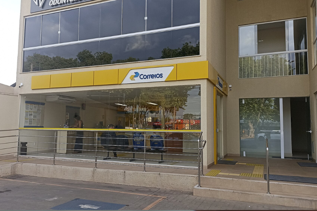 Correios registram prejuízo bilionário e pedem ajuda ao governo para evitar colapso