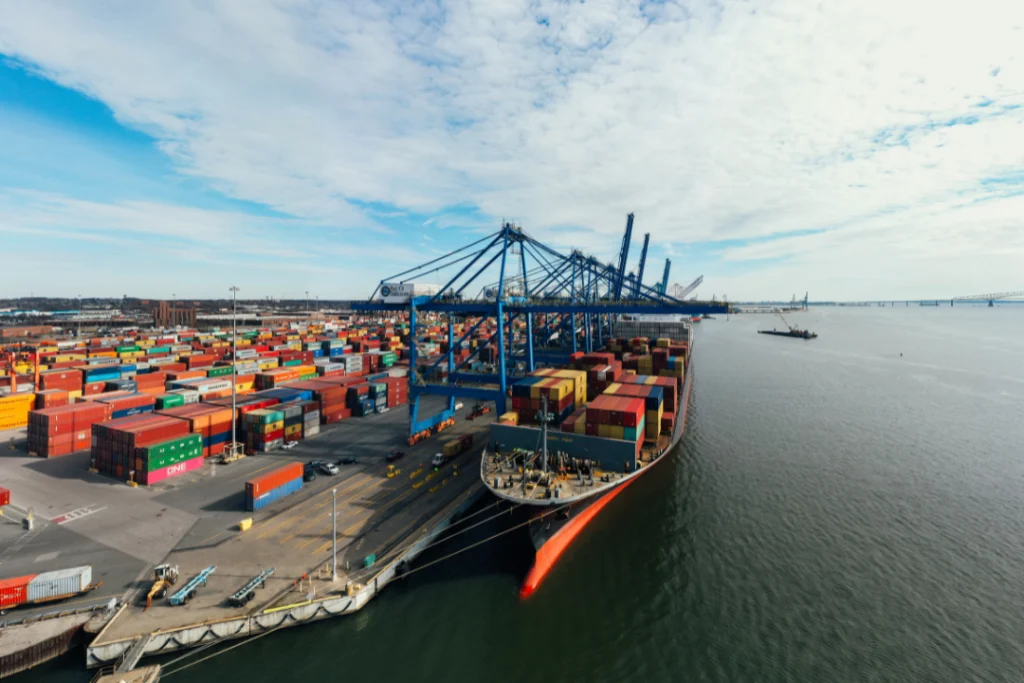 Exportações caem após tarifas