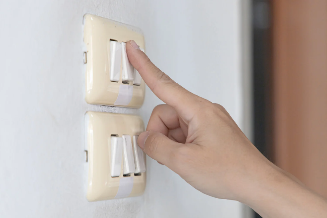 Mutirão oferece negociação de dívidas de energia elétrica no DF; veja como participar