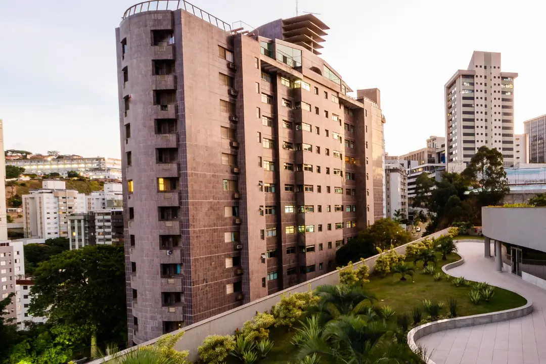 Investir em imóveis de luxo: vale a pena para todos?