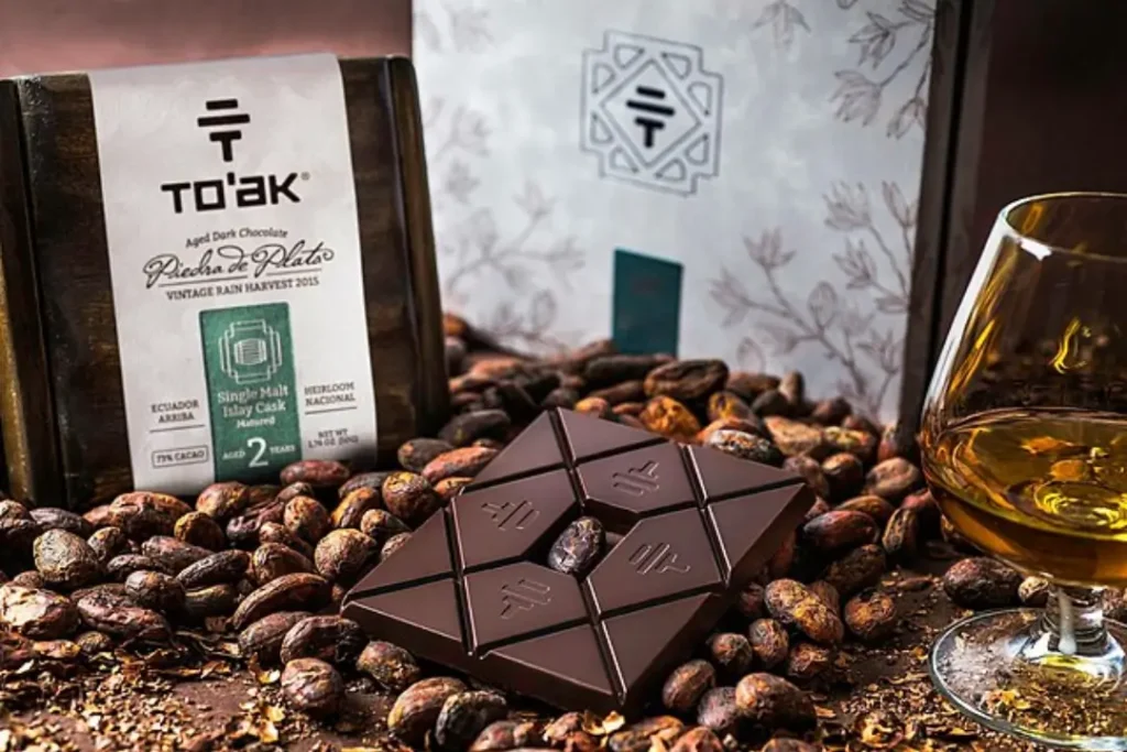 Chocolates de luxo podem ultrapassar R$ 1 mil e combinam raridade, processos artesanais e narrativa exclusiva | Foto: Reprodução/Wikimedia Commons 