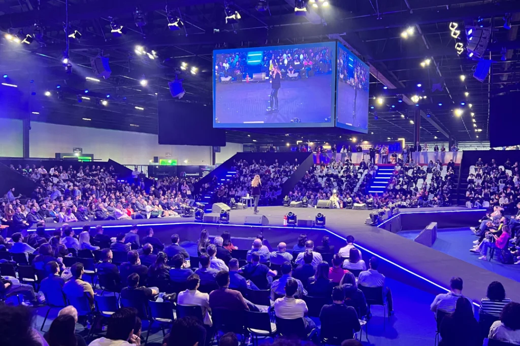 AI Brasil Experience realiza debates sobre inteligência artificial com grandes nomes do mercado