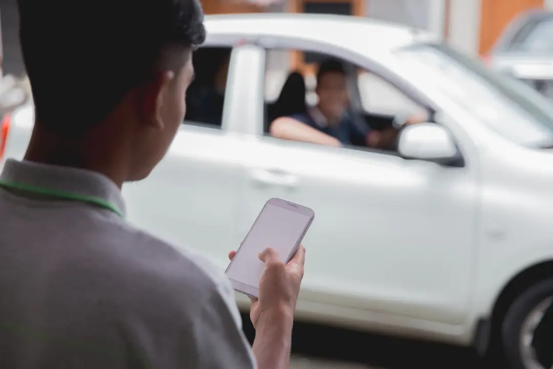 Renda de motoristas de aplicativo no Brasil cai para R$ 13,90 por hora