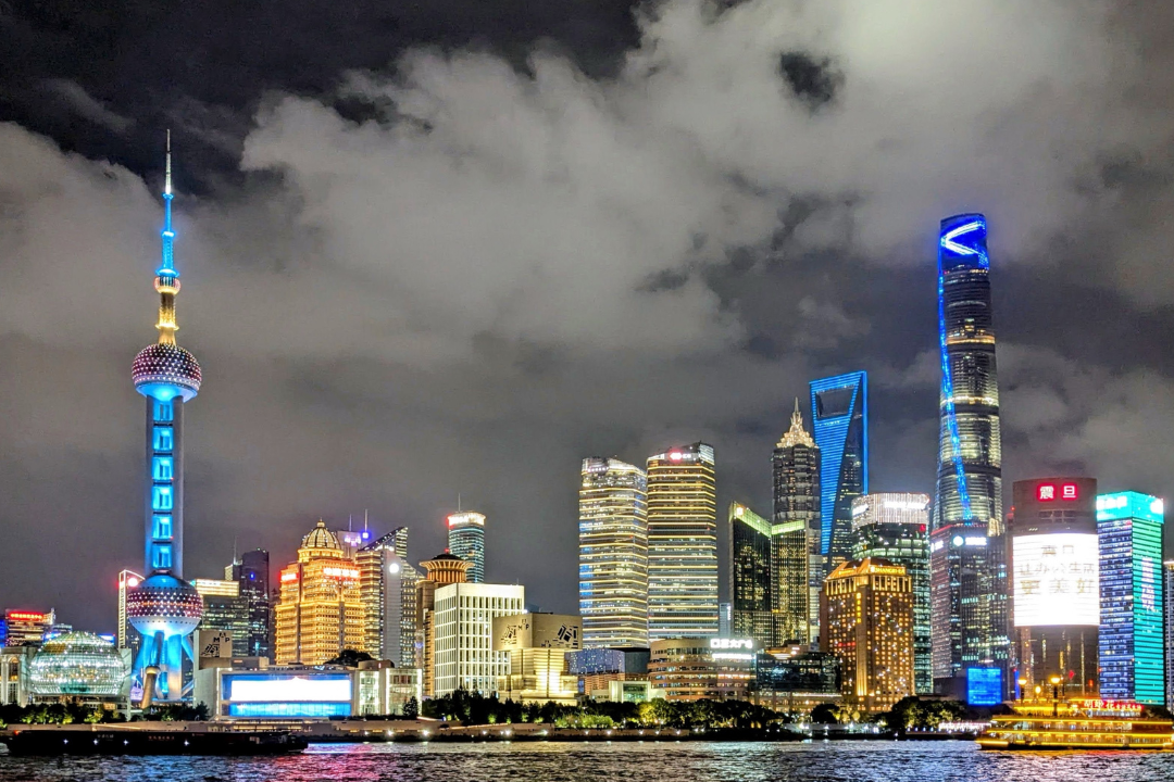 China ultrapassa US$ 1 trilhão em superávit comercial pela 1ª vez e amplia vendas fora dos EUA