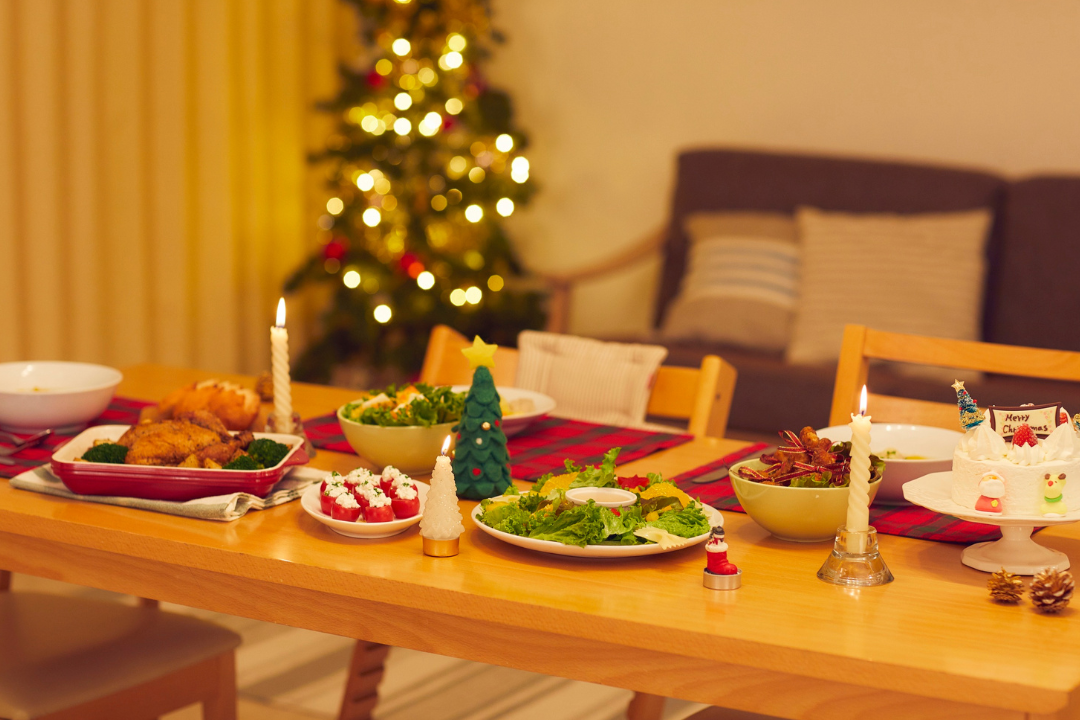 Tradições de Natal mais curiosas do mundo mostram que a data vai muito além da ceia